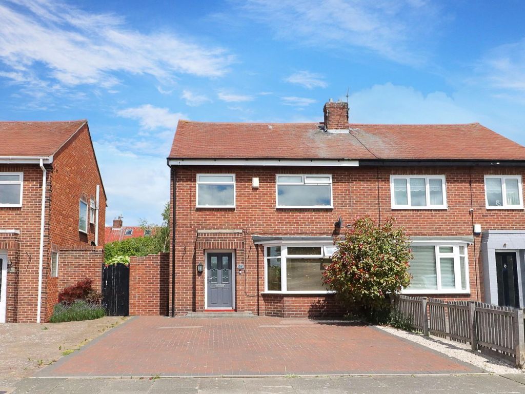 3 bed semidetached house for sale in Churchill Avenue, Whitley Bay NE25 Zoopla