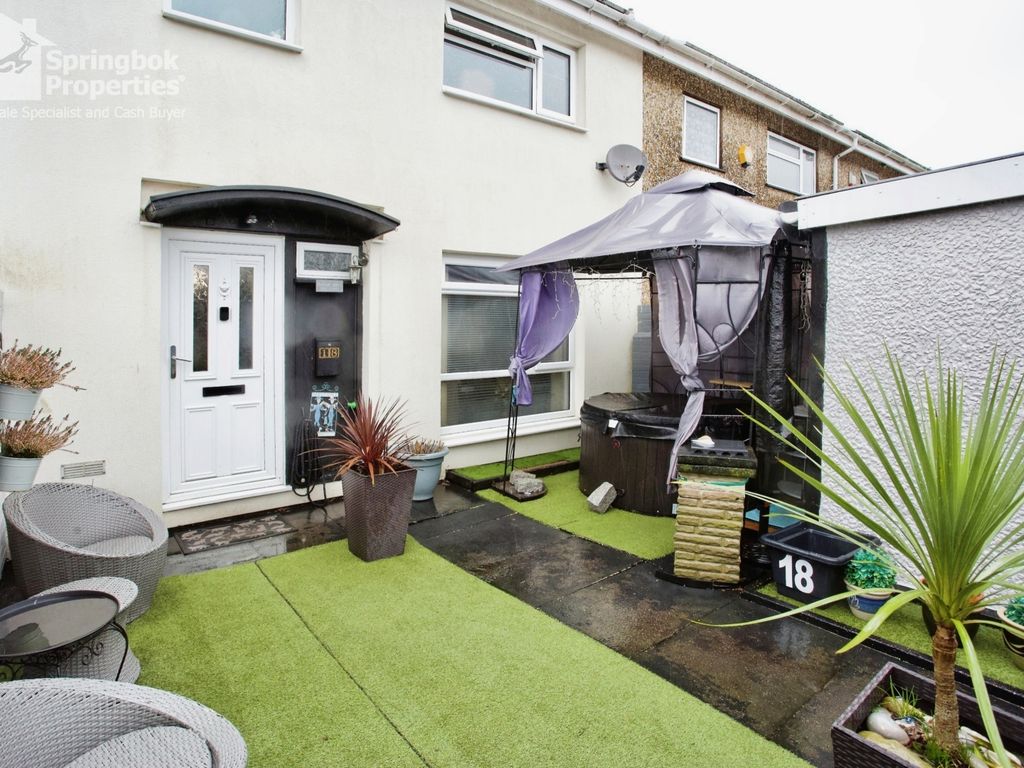 3 bed terraced house for sale in Scott Road, Weston, Southampton