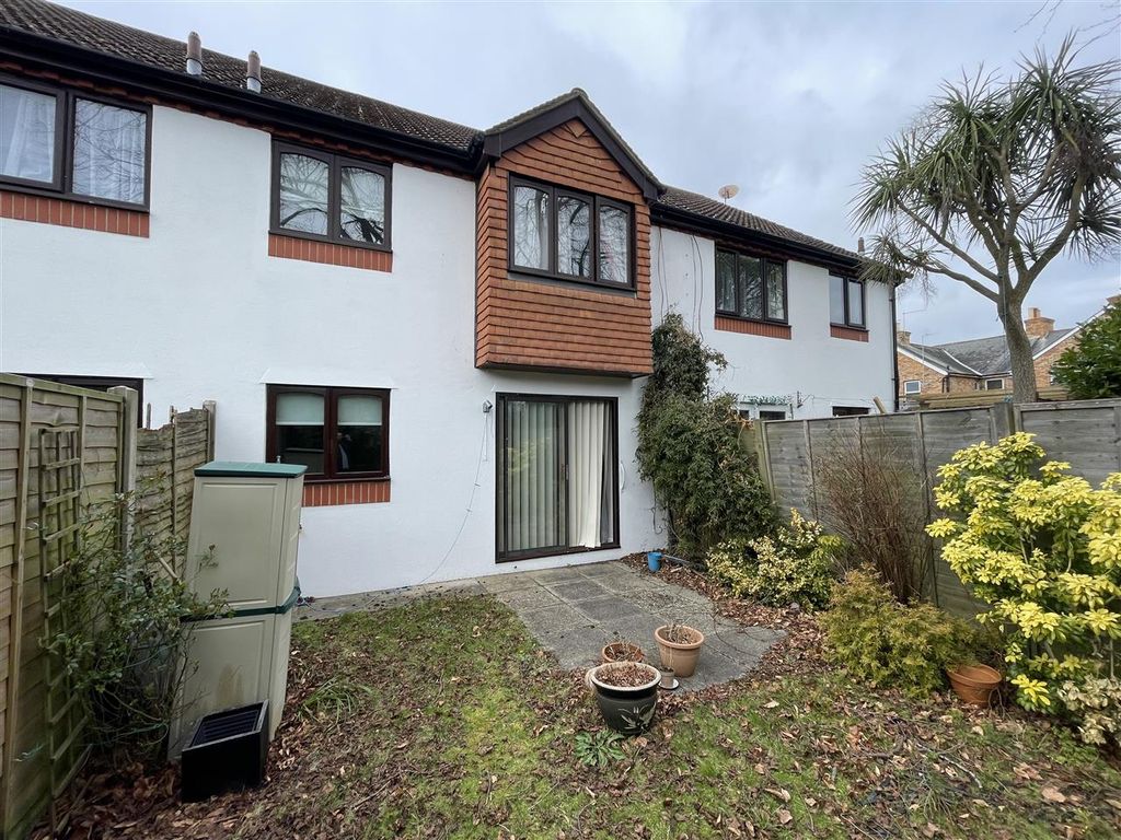 2 bed flat for sale in Library Mews, Shillito Road, Parkstone, Poole