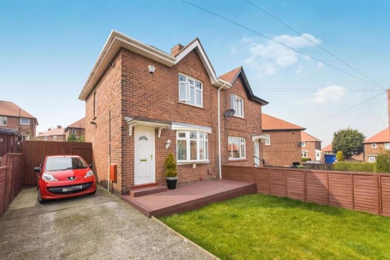 2 bed semidetached house to rent in Halstead Square, Sunderland SR4