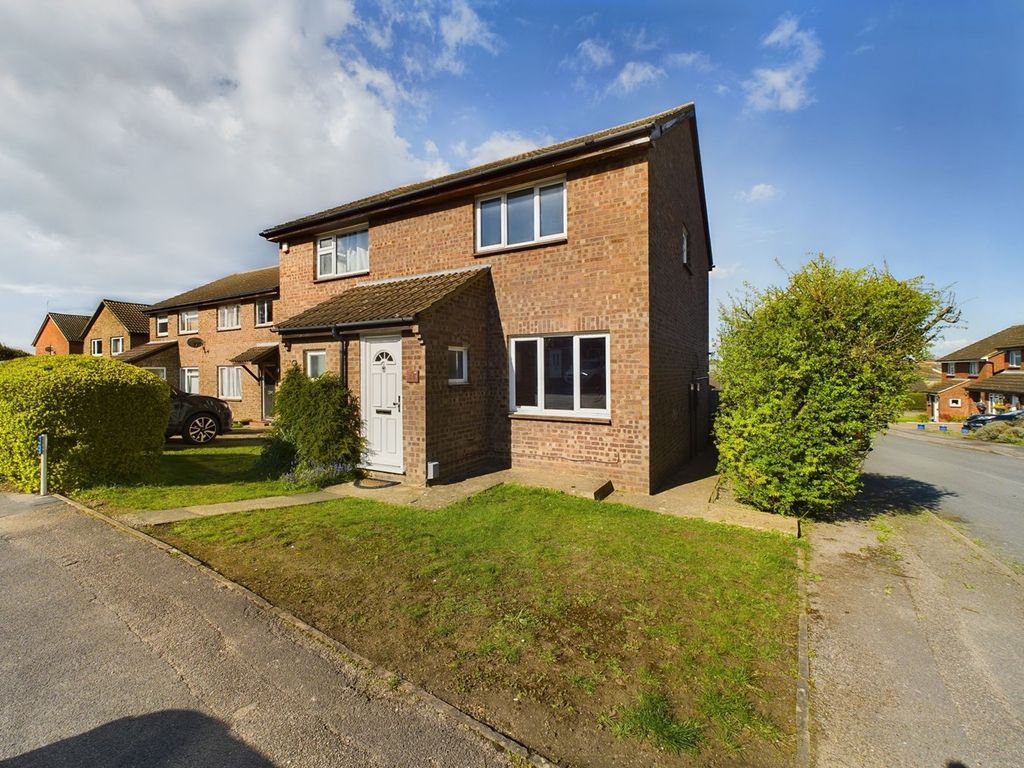 2 bed semidetached house for sale in Coleridge Close, Hitchin SG4 Zoopla