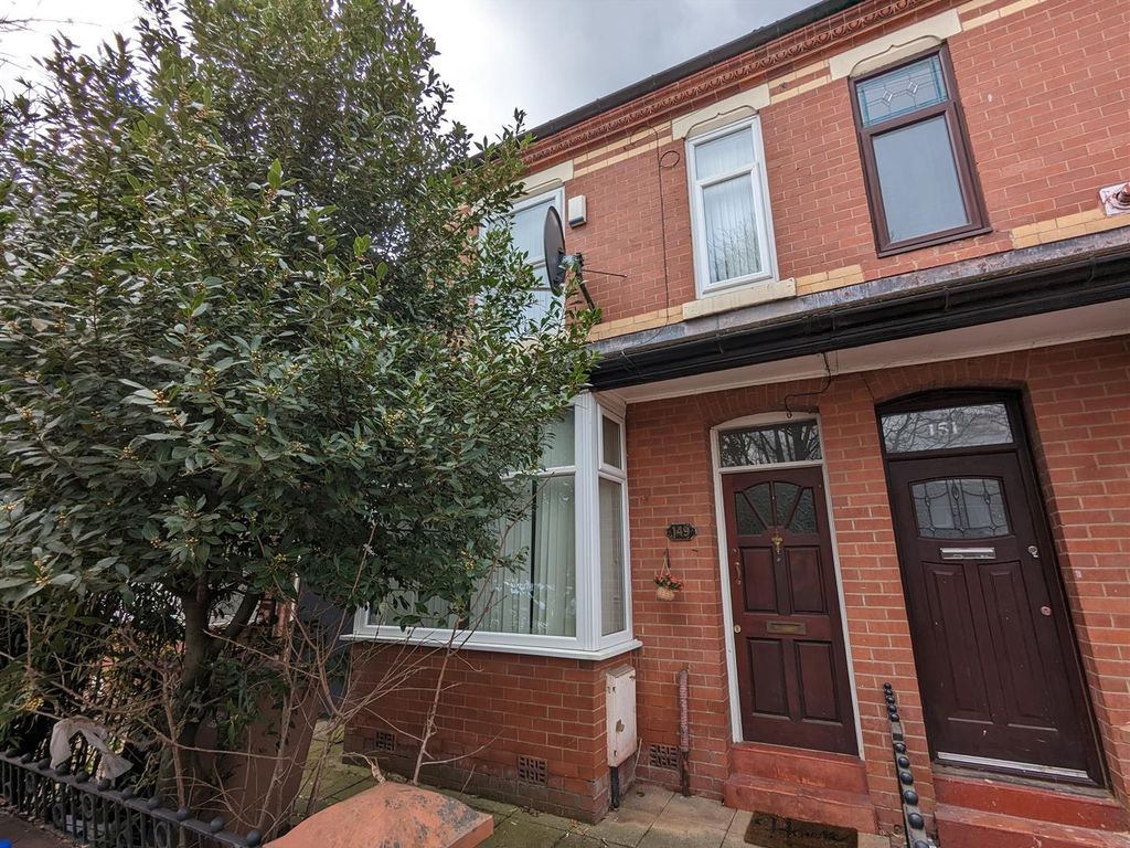 2 bed terraced house to rent in Seaford Road, Salford M6 Zoopla