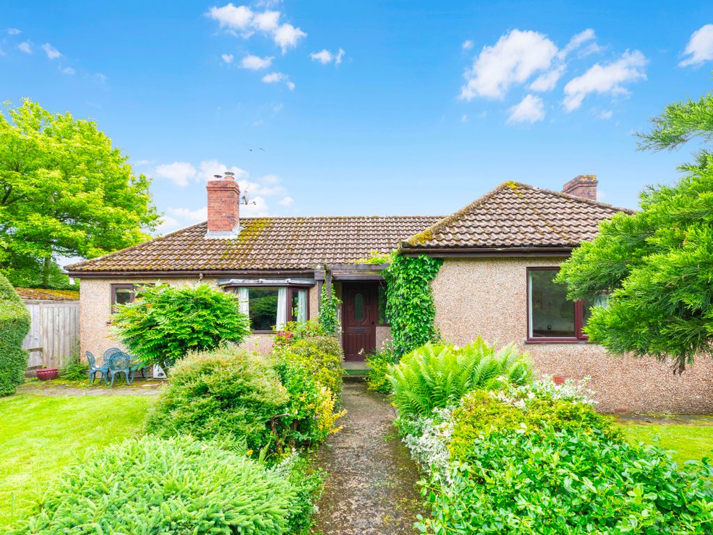 3 bed detached bungalow for sale in West Ways, Kilmington Common, Kilmington, Warminster BA12, £