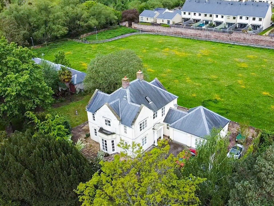 4 bed detached house for sale in South Road, Taunton TA1 Zoopla