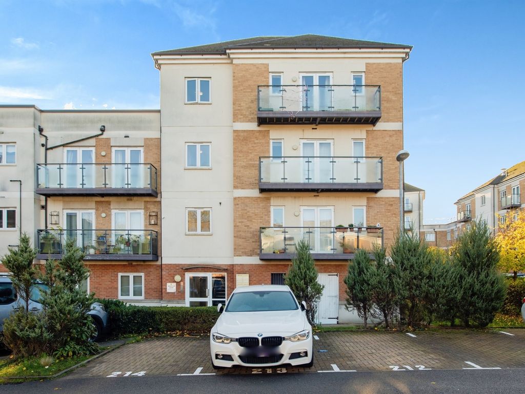 2 bed flat for sale in Cezanne Road, Garston, Watford WD25 Zoopla