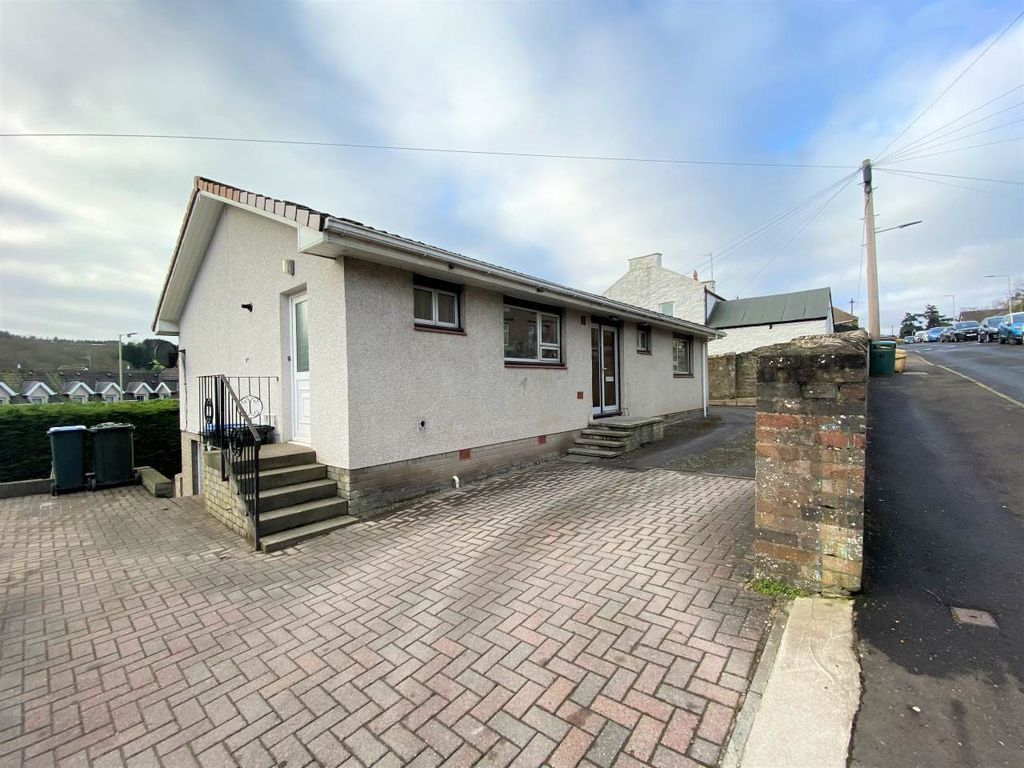 3 bed bungalow to rent in Oakbank Road, Perth PH1 Zoopla