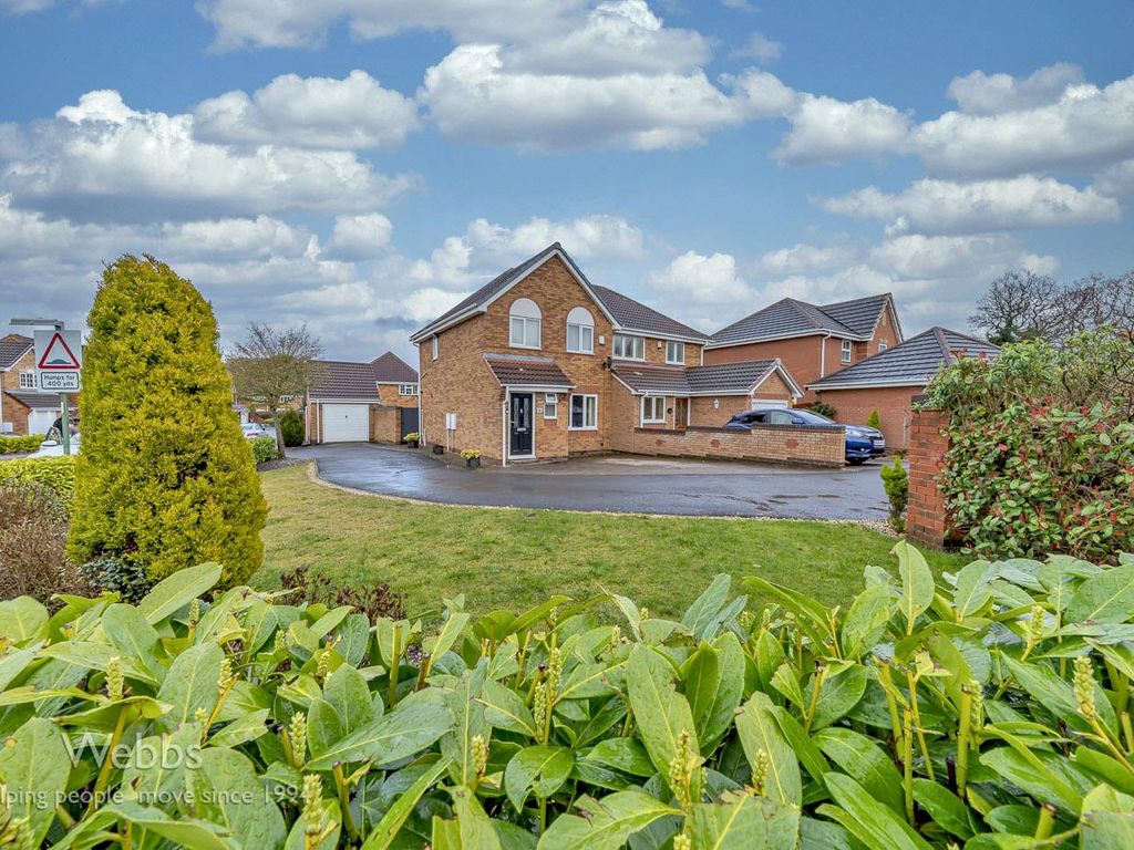 3 bed semidetached house for sale in Redbourn Road, Bloxwich