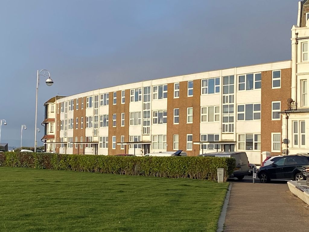 2 bed flat for sale in West Parade, BexhillOnSea TN39, £225,000 Zoopla