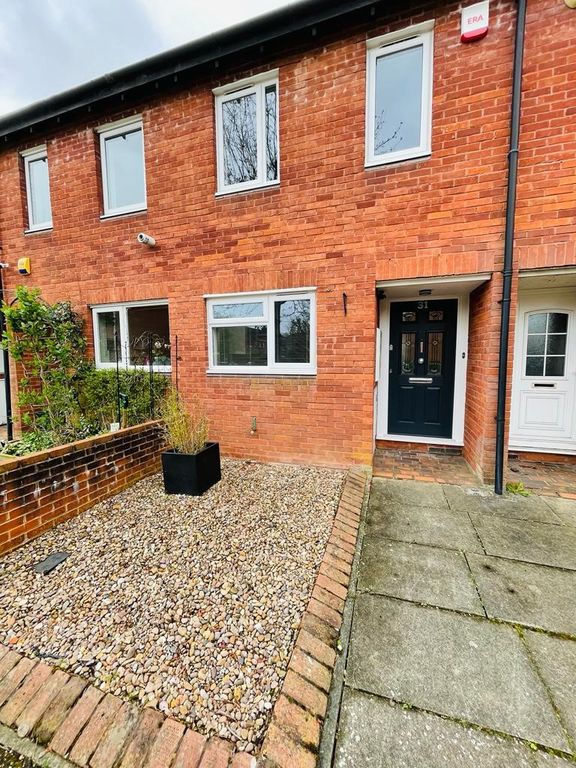 2 bed terraced house to rent in Maycock Grove, Northwood HA6 Zoopla