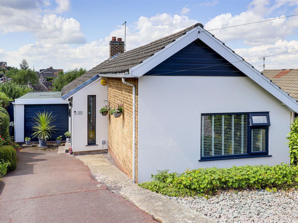 2 bed detached bungalow for sale in Whitby Crescent, Woodthorpe