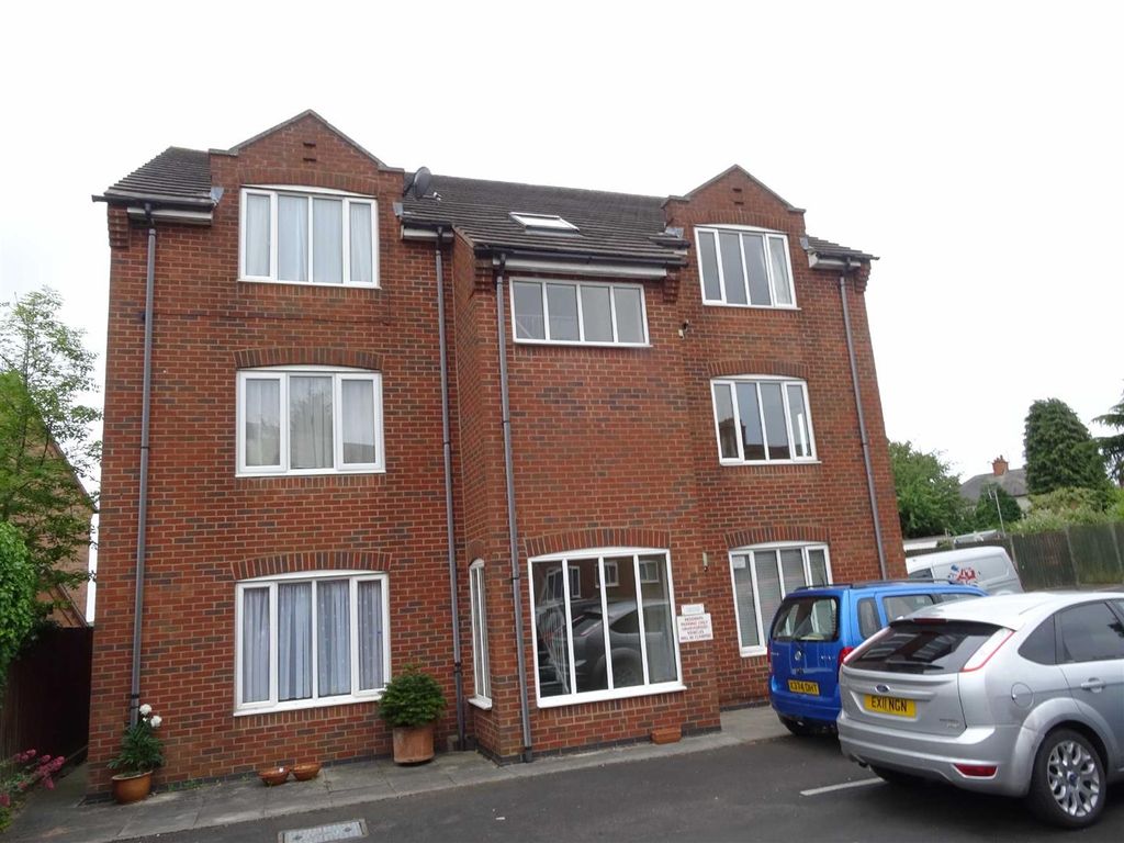 1 bed flat to rent in Hinckley Road, Burbage, Hinckley LE10, £595 pcm