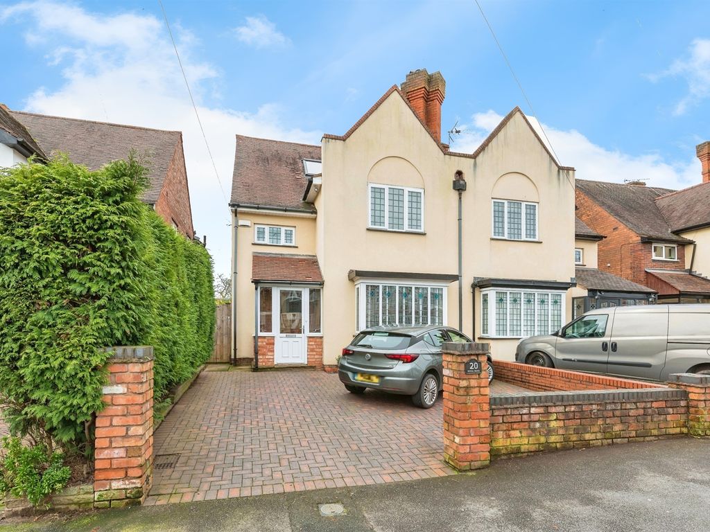 4 bed semidetached house for sale in Royal Road, Sutton Coldfield B72