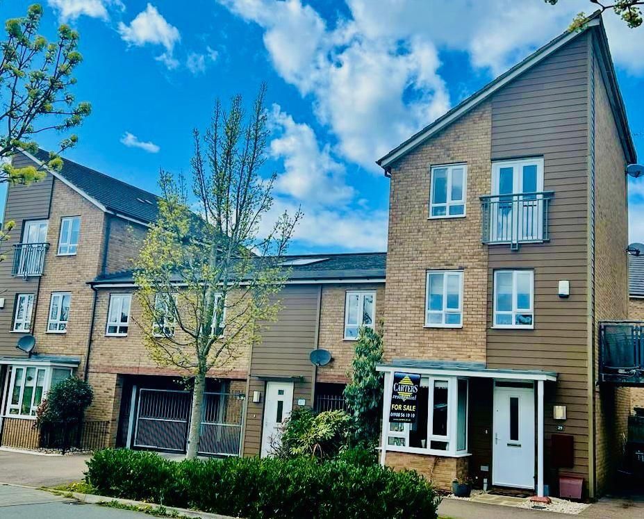 4 bed end terrace house for sale in Addington Avenue, Wolverton, Milton