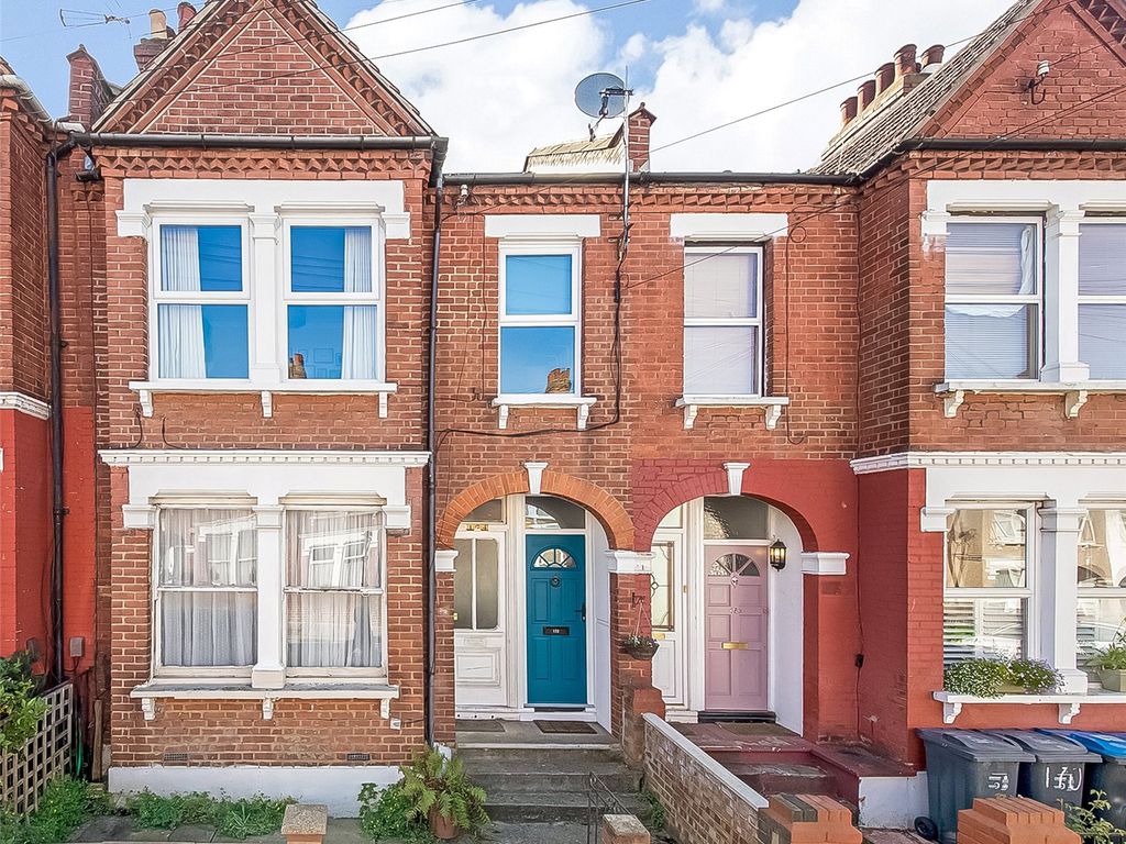 3 bed flat for sale in Mersham Road, Thornton Heath CR7, £399,995 Zoopla