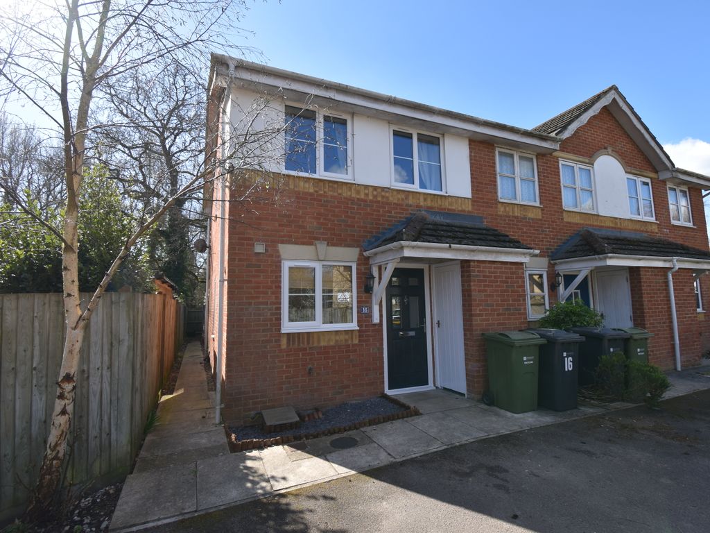 2 bed semidetached house to rent in Wellington Place, Ash Vale