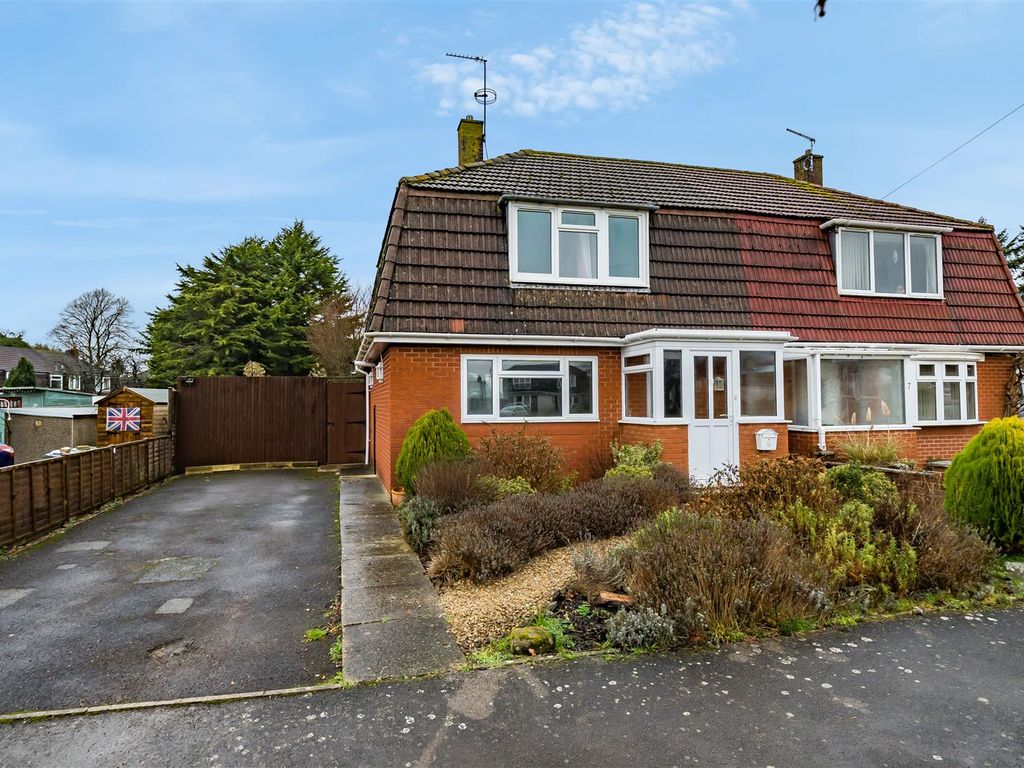 Cornwall Crescent, Devizes SN10  