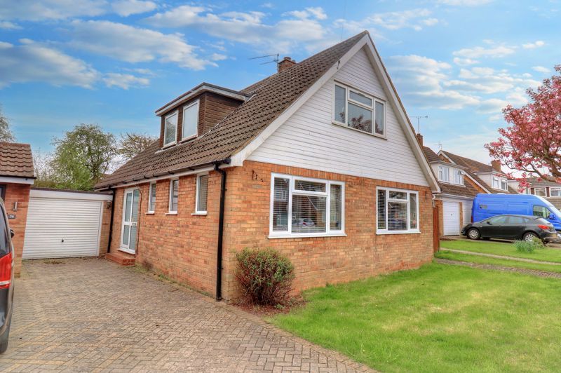 4 bed detached house for sale in Springfield Road, Stokenchurch, High