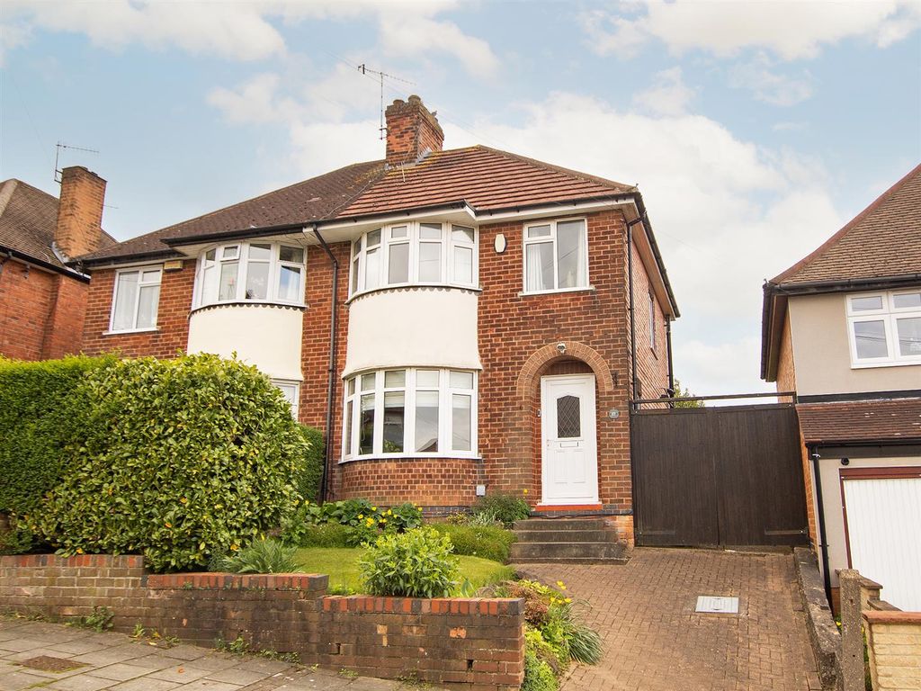 3 bed semidetached house for sale in Pateley Road, Mapperley