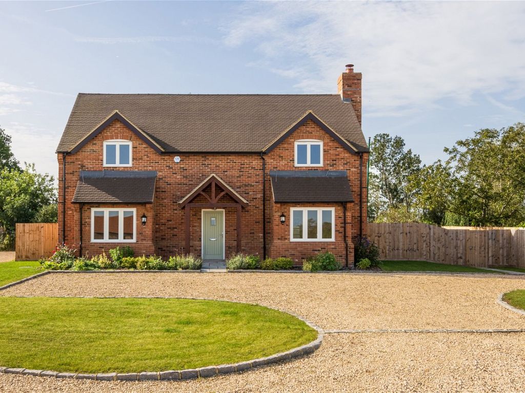 4 bed detached house for sale in The Colt House, Weedon Hill, Aylesbury