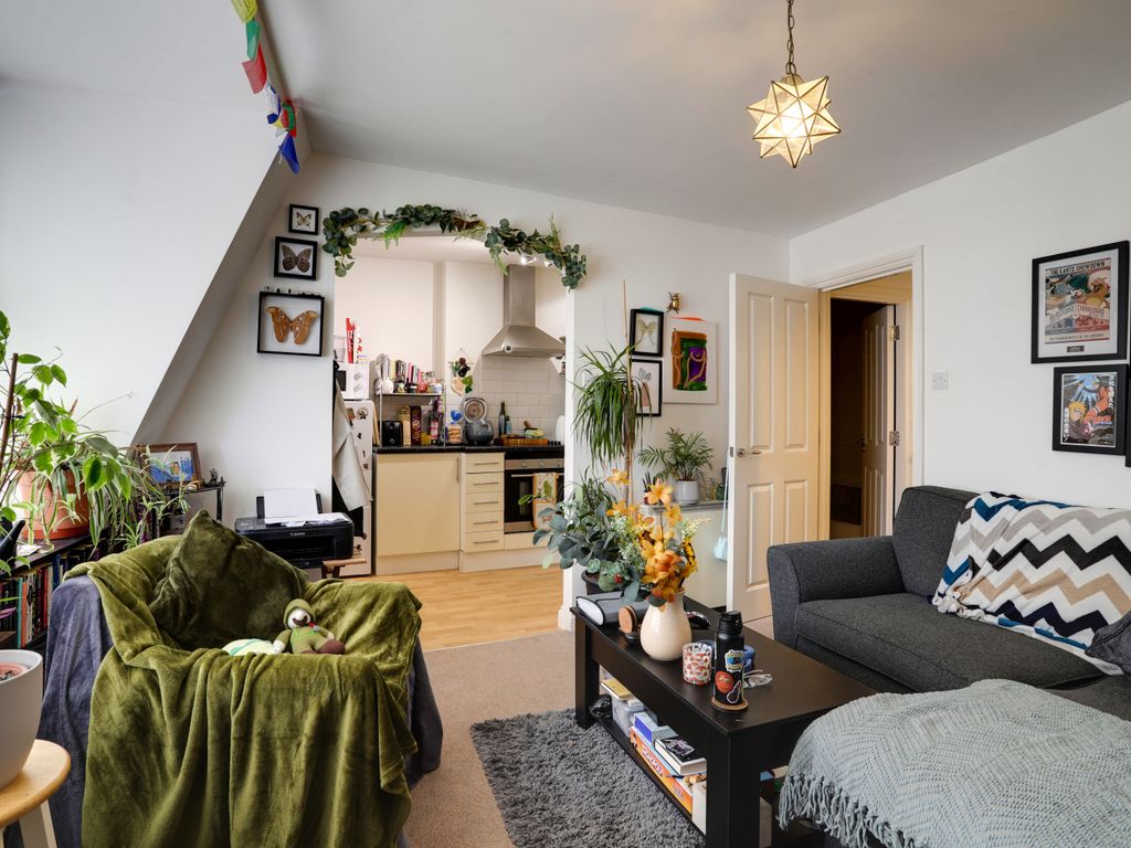 1 bed flat for sale in Wellington Street, Teignmouth TQ14, £160,000