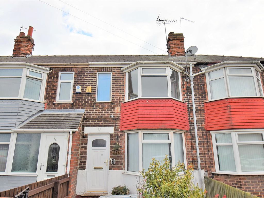 3 bed terraced house for sale in Lamorna Avenue, Hull HU8 Zoopla