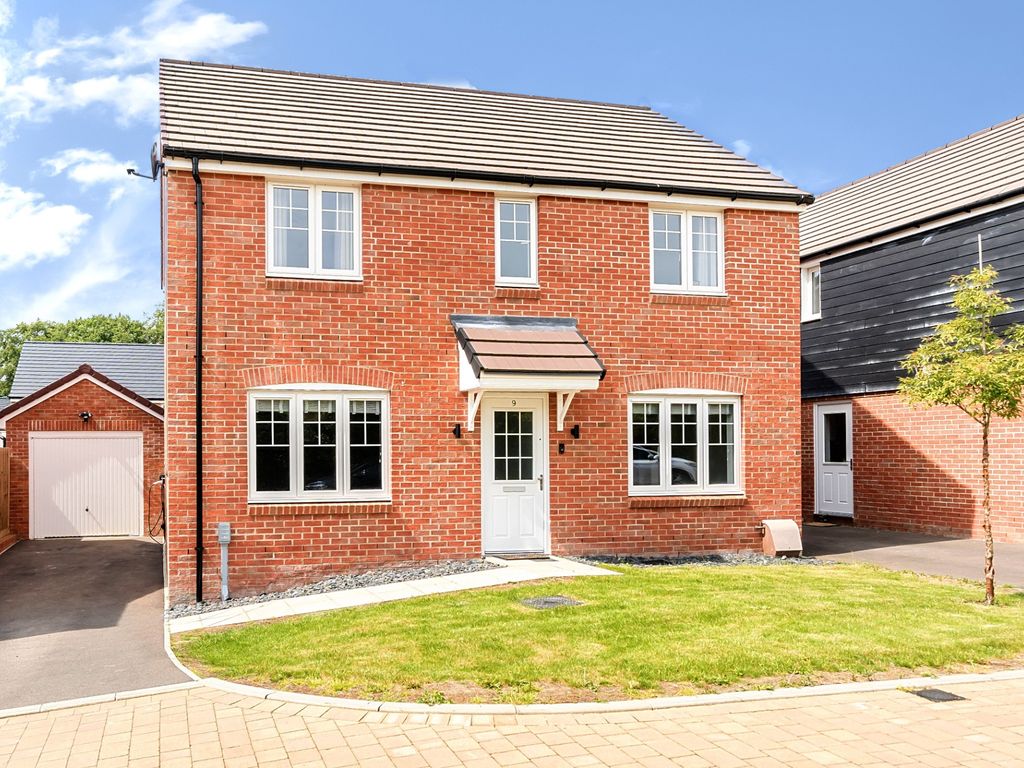 4 bed detached house for sale in Micheldever Road, Andover SP11 Zoopla