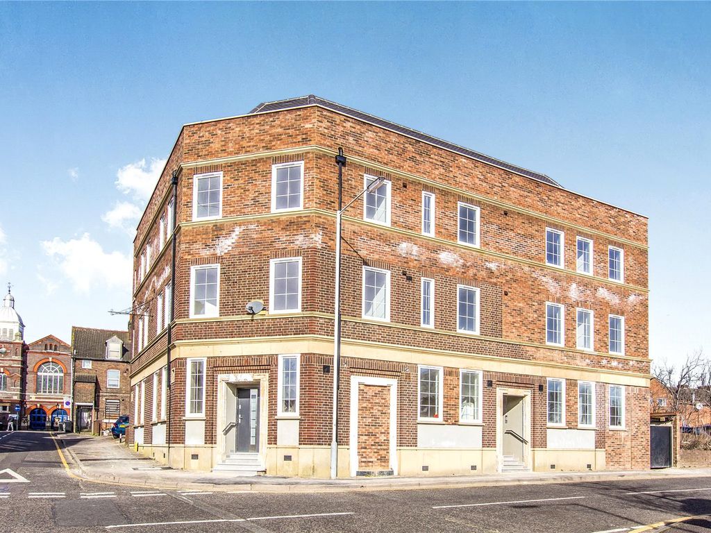 1 bed flat for sale in Duke Residence, Duke Street, Luton, Bedfordshire