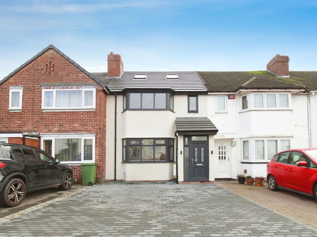 4 bed terraced house for sale in Howard Road, Solihull B92, £380,000