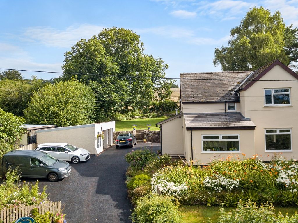 3 bed detached house for sale in Hewelsfield, Lydney, Gloucestershire