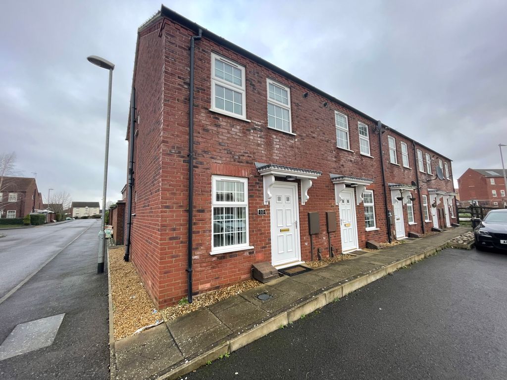 2 bed end terrace house to rent in Ambassador Walk, Spalding PE11, £800