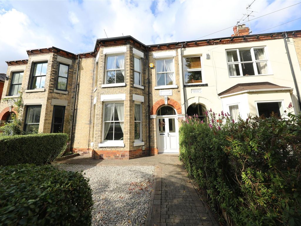 5 bed terraced house for sale in Park Avenue, Princes Avenue, Hull HU5