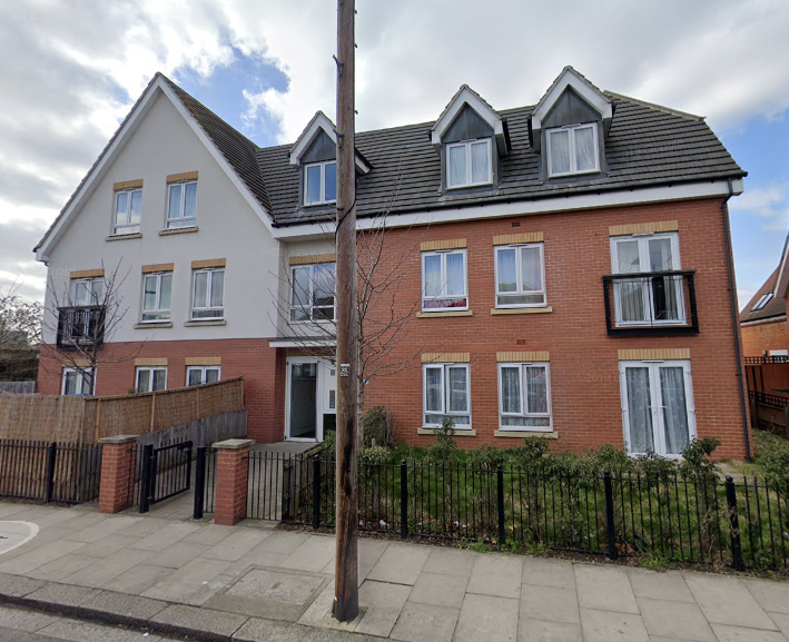 1 bed flat to rent in Featherstone Road, Southall UB2 Zoopla