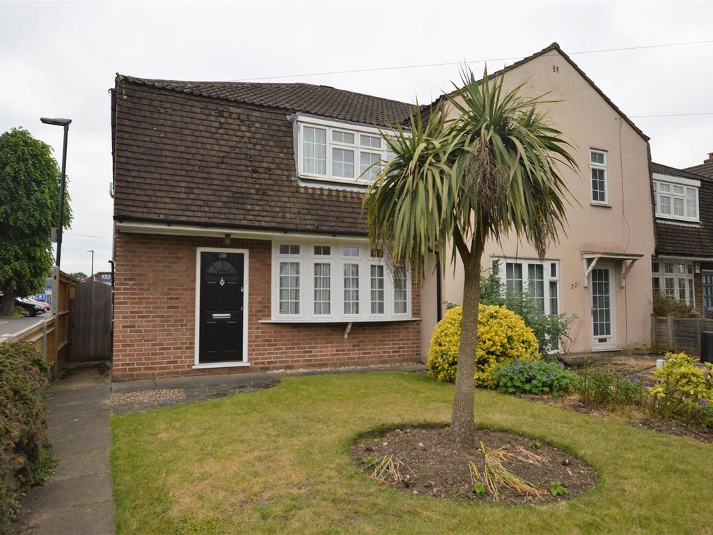 3 bed end terrace house for sale in Nelson Road, Whitton, Twickenham