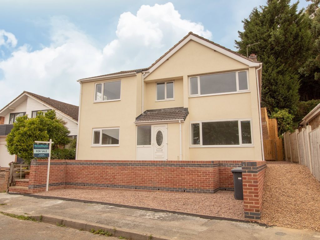 5 bed detached house for sale in Angrave Road, East Leake, Loughborough