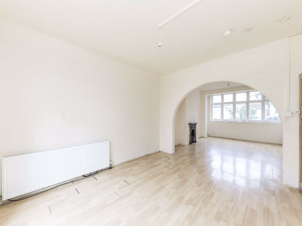 4 bed property for sale in Fieldend Road, London SW16 Zoopla