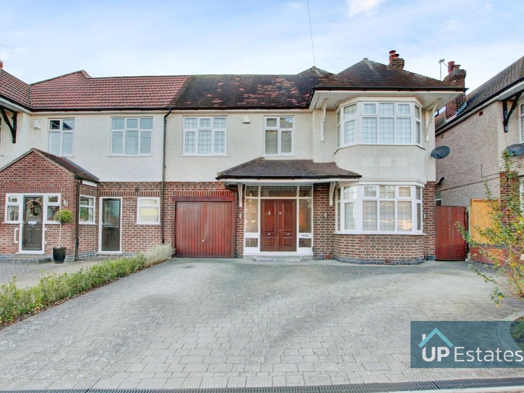 4 bed semidetached house for sale in Asthill Grove, Styvechale