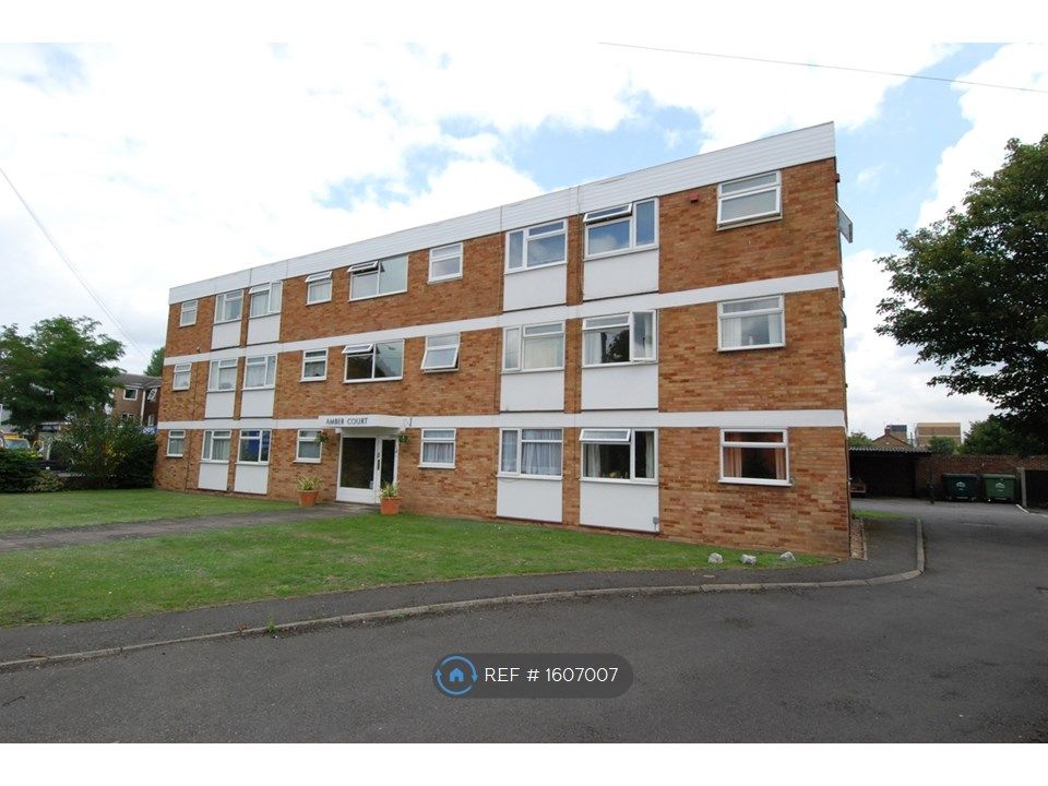 1 bed flat to rent in Laleham Road, StainesUponThames TW18 Zoopla