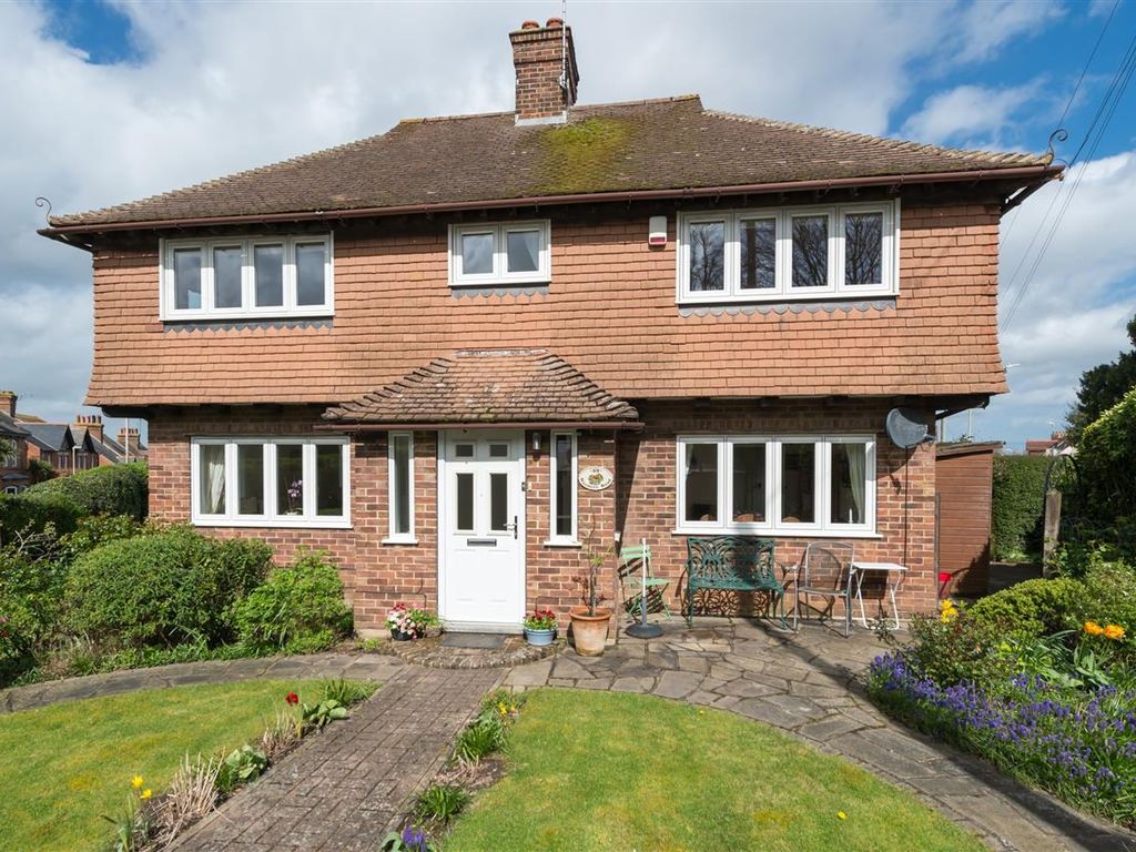 4 bed detached house for sale in Nunnery Road, Canterbury CT1, £800,000