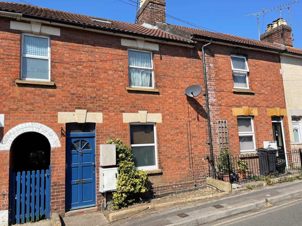 3 bed terraced house for sale in Eastland Road, Yeovil BA21 Zoopla
