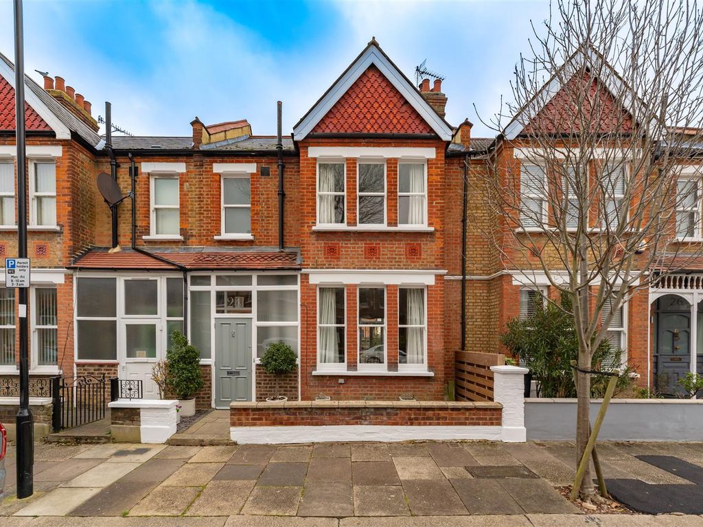 3 bed terraced house for sale in Whitehall Road, London W7, £850,000