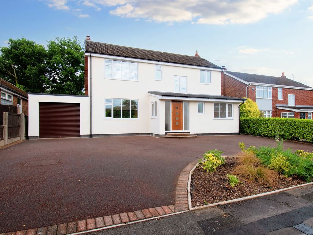 4 bed detached house for sale in Churchfields, Croft, Warrington WA3