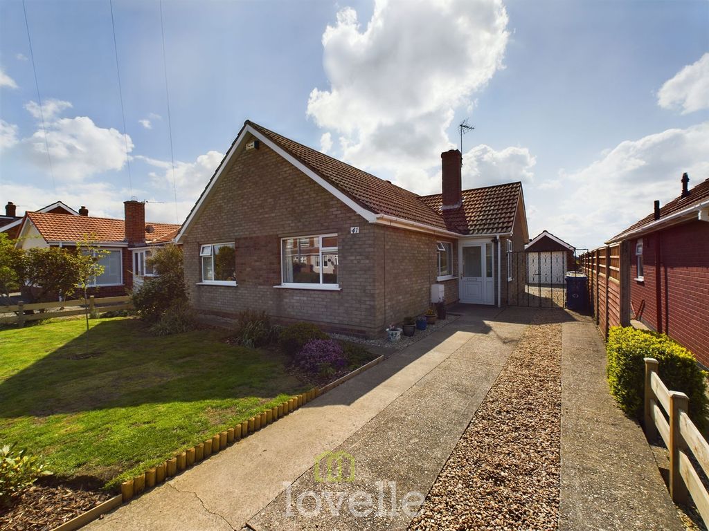 3 bed detached bungalow for sale in Pretymen Crescent, New Waltham DN36