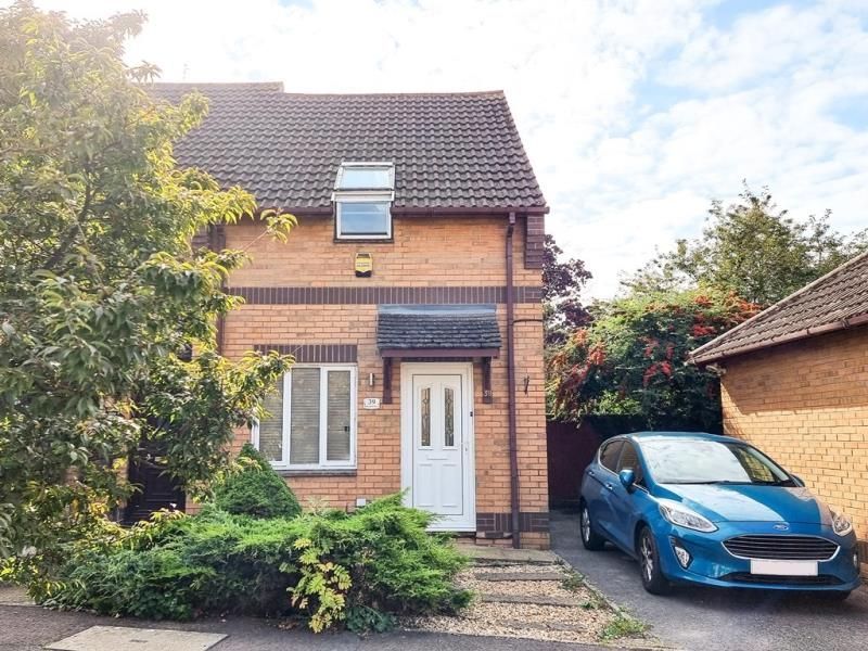 2 bed end terrace house to rent in Honeysuckle Drive, Abbeymead