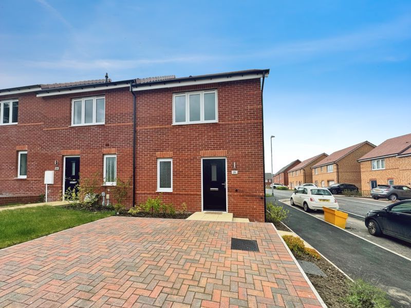 2 bed end terrace house for sale in Brockwell Road, High Spen, Rowlands