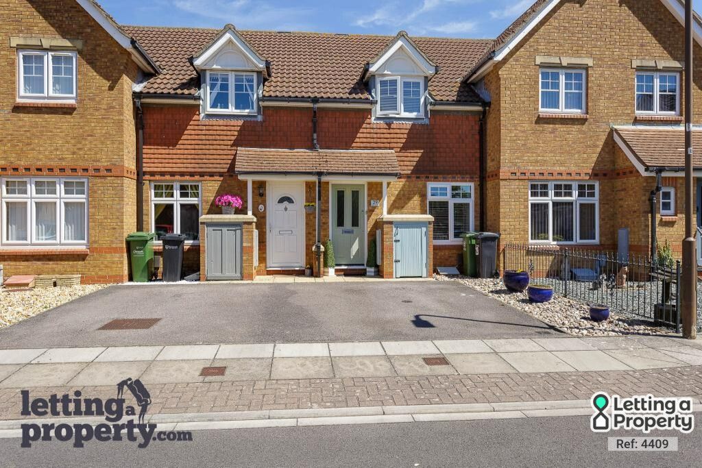 2 bed terraced house to rent in Valiant Gardens, Portsmouth, Hants PO2