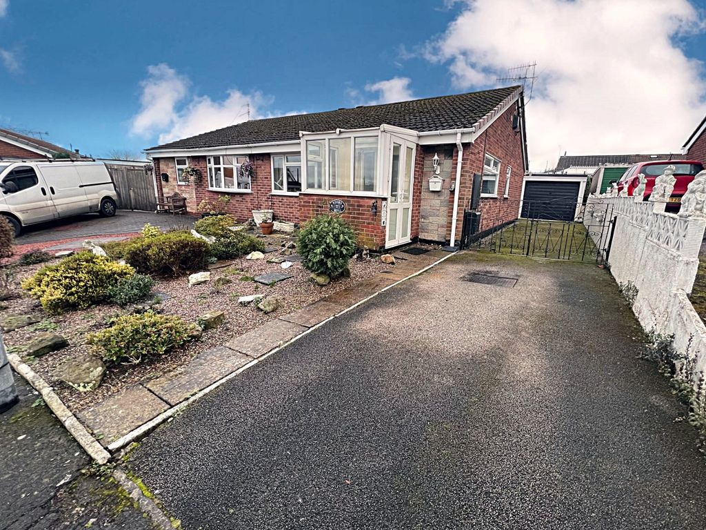 2 bed bungalow for sale in Hollington Drive, StokeOnTrent