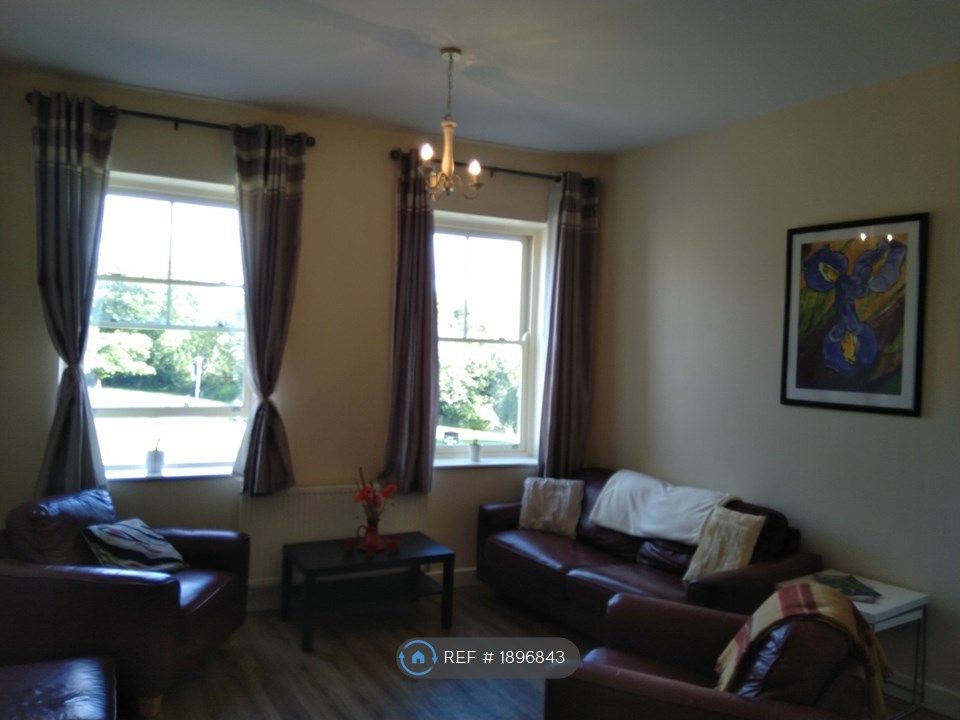 2 bed flat to rent in Ten Tree Croft, Wellington, Telford TF1, £720 pcm