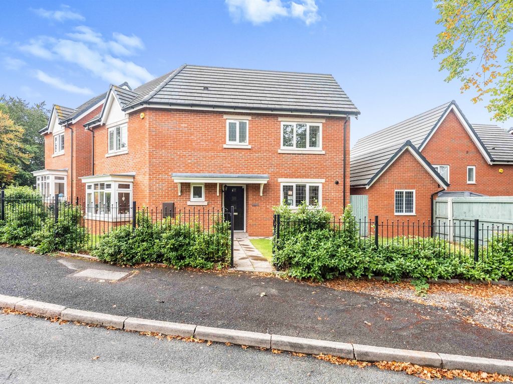 3 bed detached house for sale in Stonehouse Hill, Harborne, Birmingham