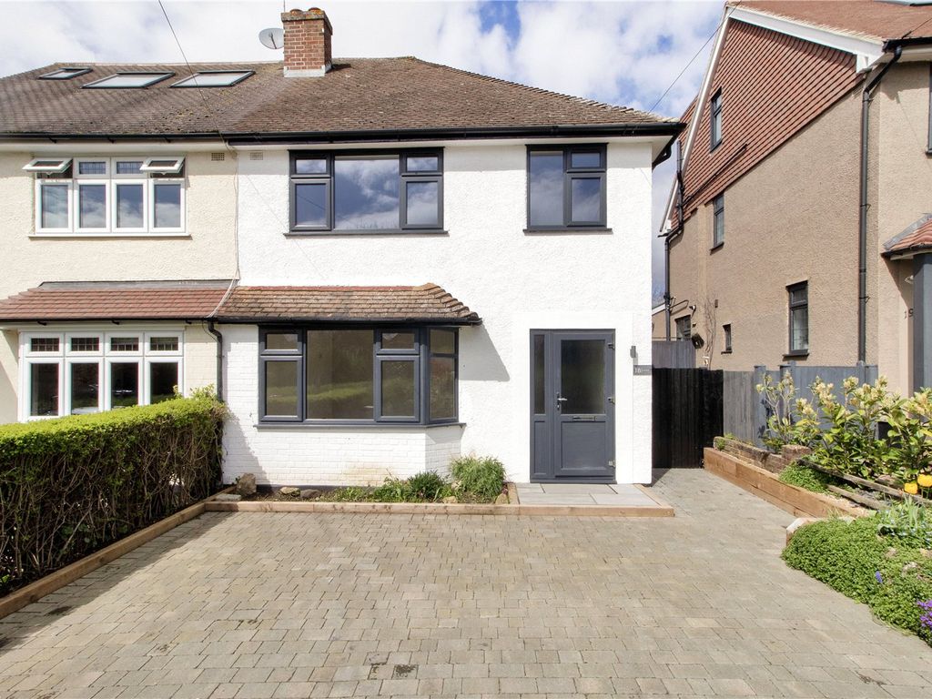 3 bed semidetached house for sale in Eynsford Road, Farningham