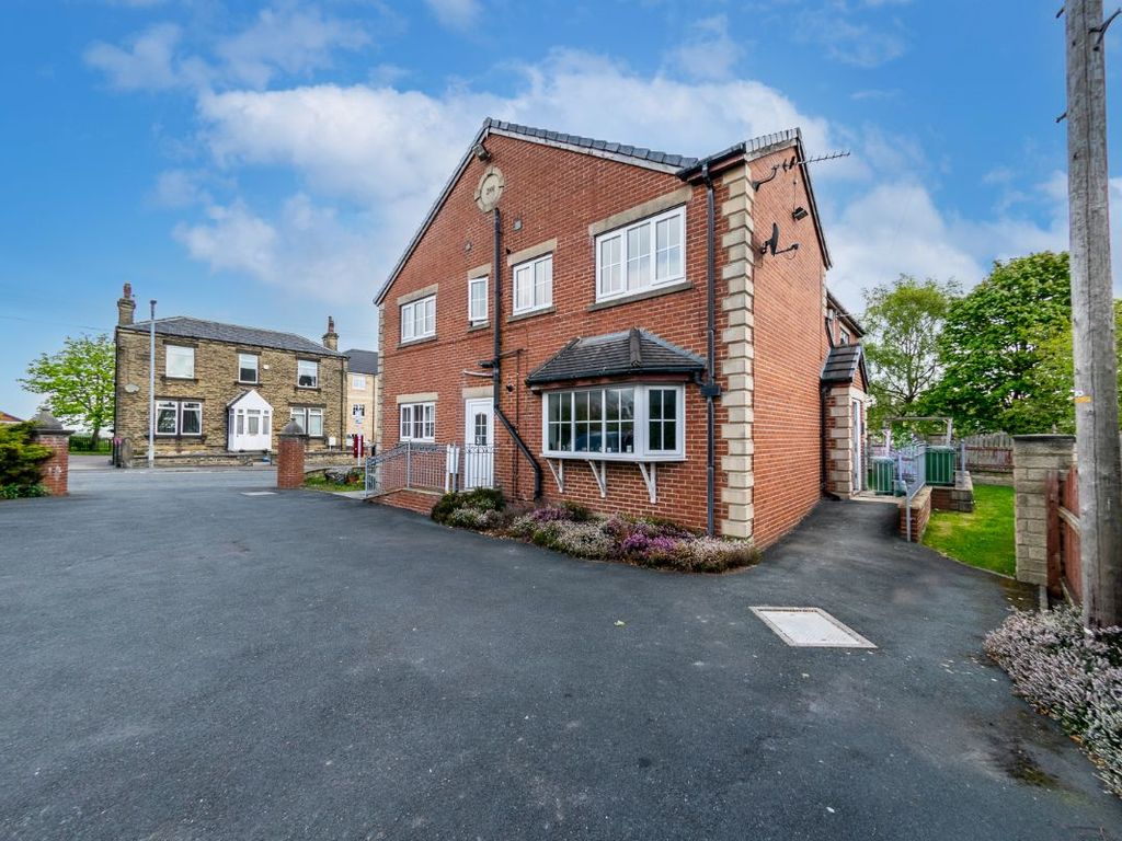 1 bed flat for sale in Lumb Lane, Liversedge WF15 Zoopla
